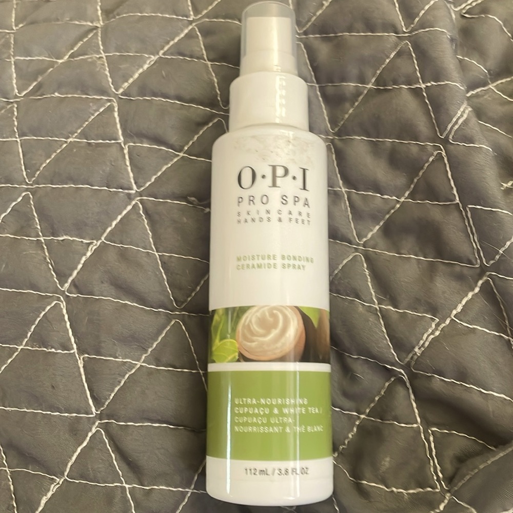 OPI, pro spa skin care hands and feet moisture bonding ceramide spray brand new